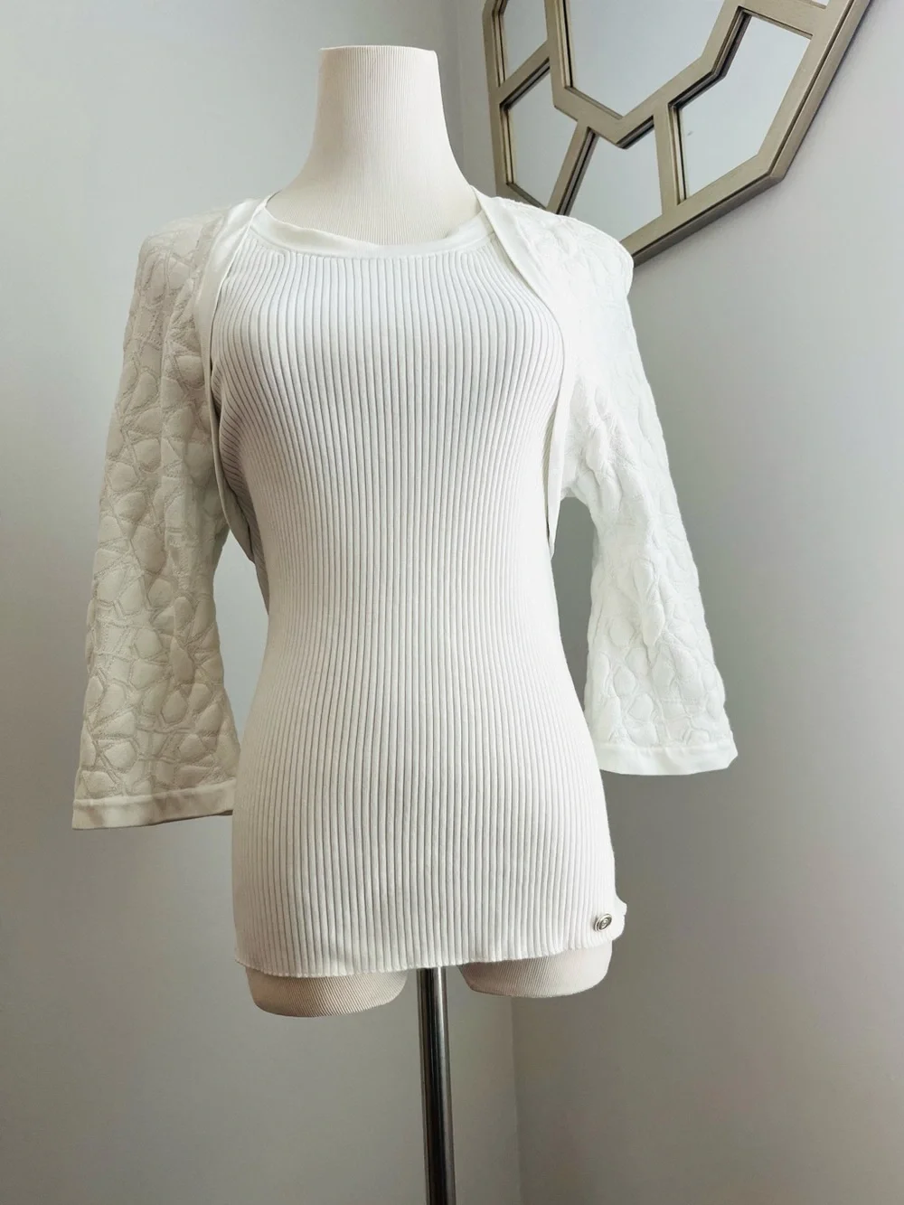CHANEL knit sweater, size 40